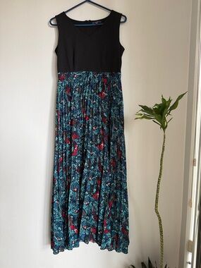 Code maxi dress for women size M